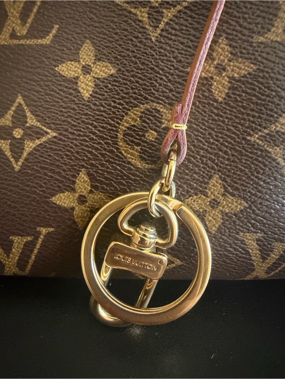 AUTHENTIC Louis Vuitton Artsy Monogram Canvas - Picture 2 of 16